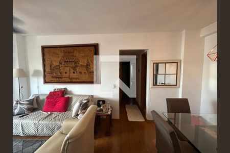 Corredor de apartamento para alugar com 3 quartos, 90m² em Lins de Vasconcelos, Rio de Janeiro