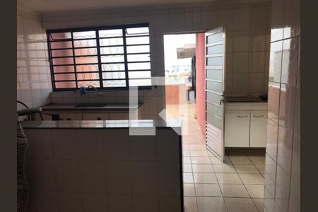 Casa à venda com 3 quartos, 218m² em Vila Palmares, São Caetano do Sul