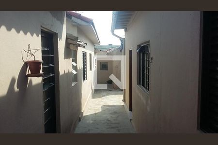 Casa à venda com 5 quartos, 182m² em Nova Gerti, São Caetano do Sul