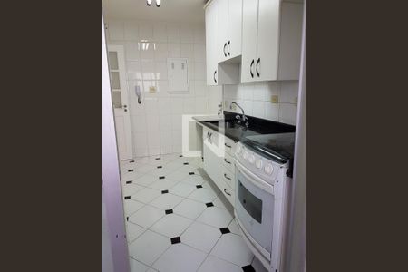 Cozinha de apartamento para alugar com 1 quarto, 90m² em Chácara Santo Antônio, São Paulo