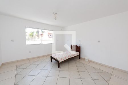 Casa para alugar com 4 quartos, 200m² em Bairro da Glória, Contagem