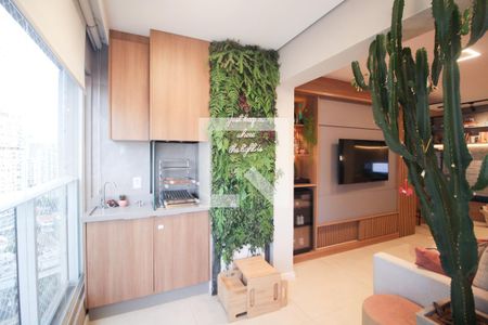 Varanda de apartamento à venda com 2 quartos, 70m² em Jardim das Acacias, São Paulo