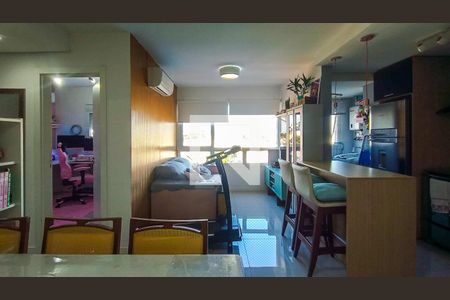 Apartamento à venda com 2 quartos, 60m² em Medianeira, Porto Alegre