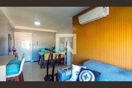 Apartamento à venda com 2 quartos, 60m² em Medianeira, Porto Alegre