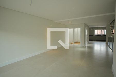 Sala de casa à venda com 3 quartos, 250m² em Nova Petrópolis, São Bernardo do Campo