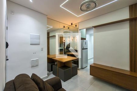 Sala  de apartamento para alugar com 2 quartos, 61m² em Vila Tupi, Praia Grande