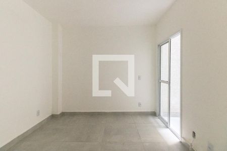 Sala e Quarto  de kitnet/studio à venda com 1 quarto, 20m² em Vila Esperança, São Paulo