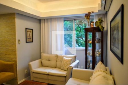 Sala  de apartamento à venda com 4 quartos, 160m² em Nonoai, Porto Alegre