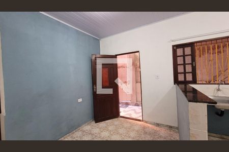 Sala de casa para alugar com 1 quarto, 42m² em Jardim Luciana, Itaquaquecetuba