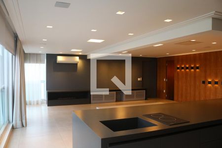 Sala de apartamento à venda com 4 quartos, 241m² em Água Branca, São Paulo