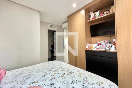 Suite de apartamento à venda com 4 quartos, 128m² em Vila Guarani, São Paulo
