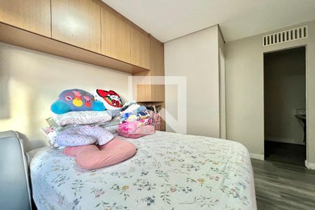 Suite de apartamento à venda com 4 quartos, 128m² em Vila Guarani, São Paulo