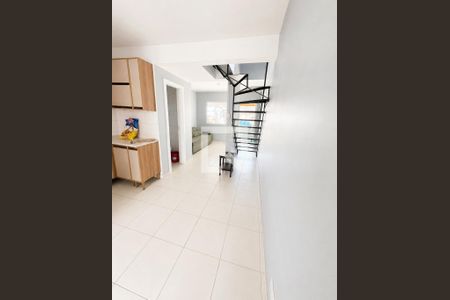 Cozinha de casa para alugar com 2 quartos, 50m² em Ipiranga, Sapucaia do Sul