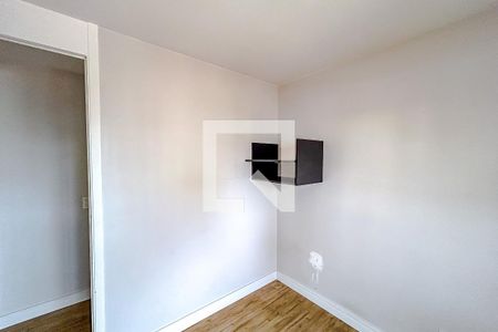 Quarto 1 de apartamento para alugar com 2 quartos, 48m² em Parque São Jorge, São Paulo