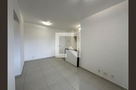 Sala de apartamento para alugar com 2 quartos, 51m² em Centro, Barueri