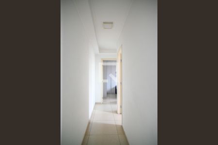 Corredor de apartamento à venda com 2 quartos, 47m² em Vila Caraguata, São Paulo