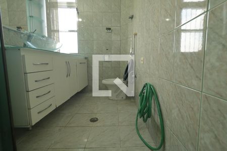 Banheiro de apartamento para alugar com 1 quarto, 56m² em Liberdade, São Paulo