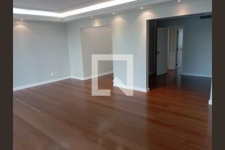 Sala de apartamento para alugar com 4 quartos, 250m² em Barra da Tijuca, Rio de Janeiro