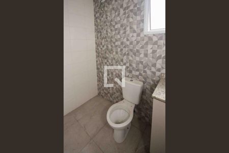 Banheiro de apartamento para alugar com 2 quartos, 42m² em Vila Zelina, São Paulo