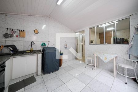 Cozinha e Área de Serviço de casa à venda com 3 quartos, 90m² em Vila Dalila, São Paulo