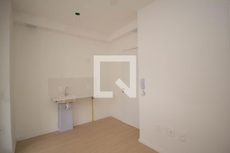 Sala/Cozinha de apartamento à venda com 2 quartos, 28m² em Jardim Jaragua (sao Domingos), São Paulo
