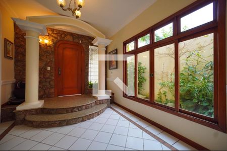 Sala de casa para alugar com 6 quartos, 340m² em Balneario, Florianópolis