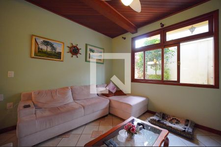 Sala de TV de casa para alugar com 6 quartos, 340m² em Balneario, Florianópolis