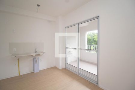 Sala/Cozinha de apartamento à venda com 2 quartos, 28m² em Jardim Jaragua (sao Domingos), São Paulo