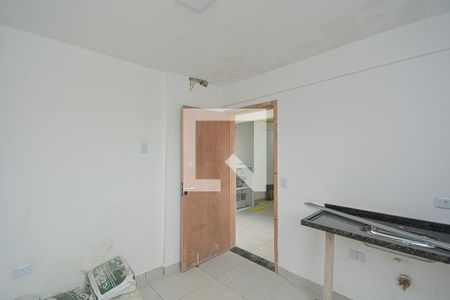 Sala/Cozinha de apartamento à venda com 1 quarto, 24m² em Vila Gea, São Paulo