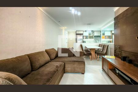 Sala de apartamento à venda com 3 quartos, 73m² em Usina Piratininga, São Paulo