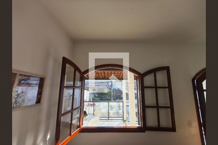 Casa à venda com 4 quartos, 300m² em Curicica, Rio de Janeiro