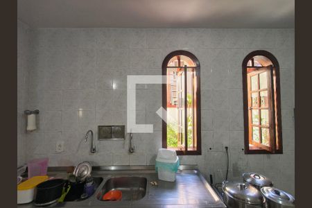 Casa à venda com 4 quartos, 300m² em Curicica, Rio de Janeiro