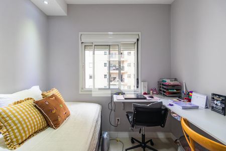 Quarto 1 de apartamento para alugar com 2 quartos, 68m² em Jardim Tupanci, Barueri