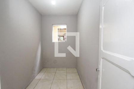 Quarto 1 de kitnet/studio para alugar com 2 quartos, 72m² em Alto Caiçaras, Belo Horizonte
