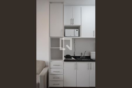 Cozinha de apartamento à venda com 1 quarto, 30m² em Sumaré, São Paulo