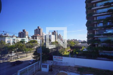 Sala_Vista  de apartamento para alugar com 3 quartos, 98m² em Petrópolis, Porto Alegre