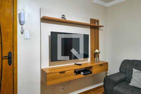 Sala de apartamento para alugar com 2 quartos, 50m² em Guilhermina, Praia Grande