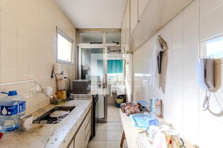 Cozinha de apartamento à venda com 2 quartos, 55m² em Vila Buarque, São Paulo