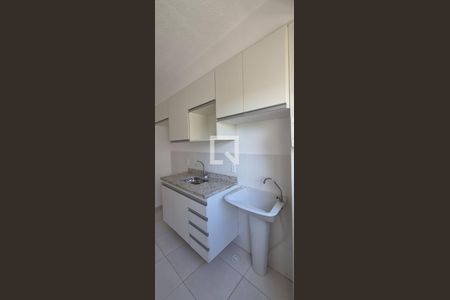 Cozinha de apartamento para alugar com 2 quartos, 47m² em Taquara, Rio de Janeiro