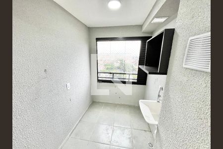 Varanda da Sala / Àrea de Serviço de apartamento para alugar com 2 quartos, 40m² em Jardim Cachoeira, São Paulo