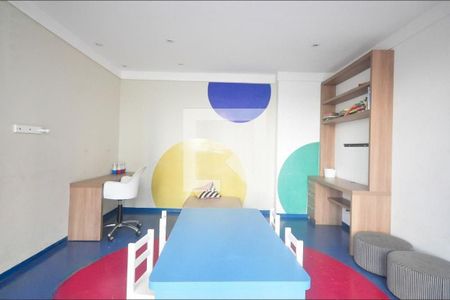 Apartamento à venda com 2 quartos, 70m² em Vila Suzana, São Paulo