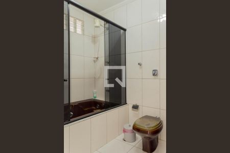 Banheiro da Suíte 1 de casa à venda com 4 quartos, 155m² em Jardim Brasilandia, São Bernardo do Campo