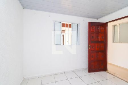 Quarto 2 de casa para alugar com 3 quartos, 60m² em Jardim Nélia, São Paulo