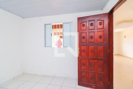Quarto 2 de casa para alugar com 3 quartos, 60m² em Jardim Nélia, São Paulo