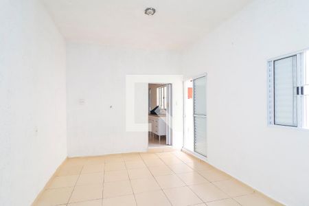 Quarto 1 de casa para alugar com 3 quartos, 60m² em Jardim Nélia, São Paulo