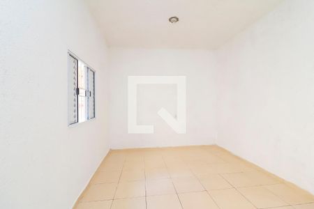 Quarto 1 de casa para alugar com 3 quartos, 60m² em Jardim Nélia, São Paulo