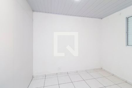 Quarto 2 de casa para alugar com 3 quartos, 60m² em Jardim Nélia, São Paulo