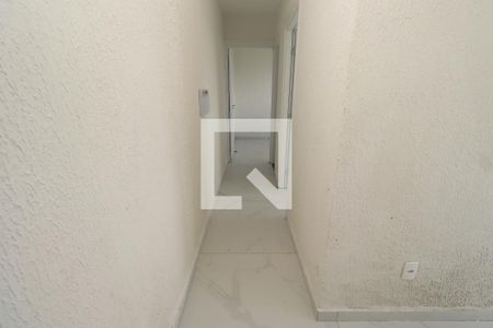 Corredor de apartamento para alugar com 2 quartos, 38m² em Jardim das Margaridas, Salvador