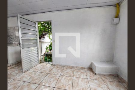 Kitnet de casa para alugar com 1 quarto, 20m² em Santo Amaro, São Paulo