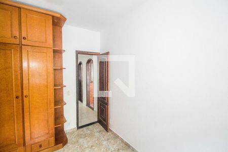 Quarto 1 de apartamento para alugar com 2 quartos, 63m² em Vila Valqueire, Rio de Janeiro